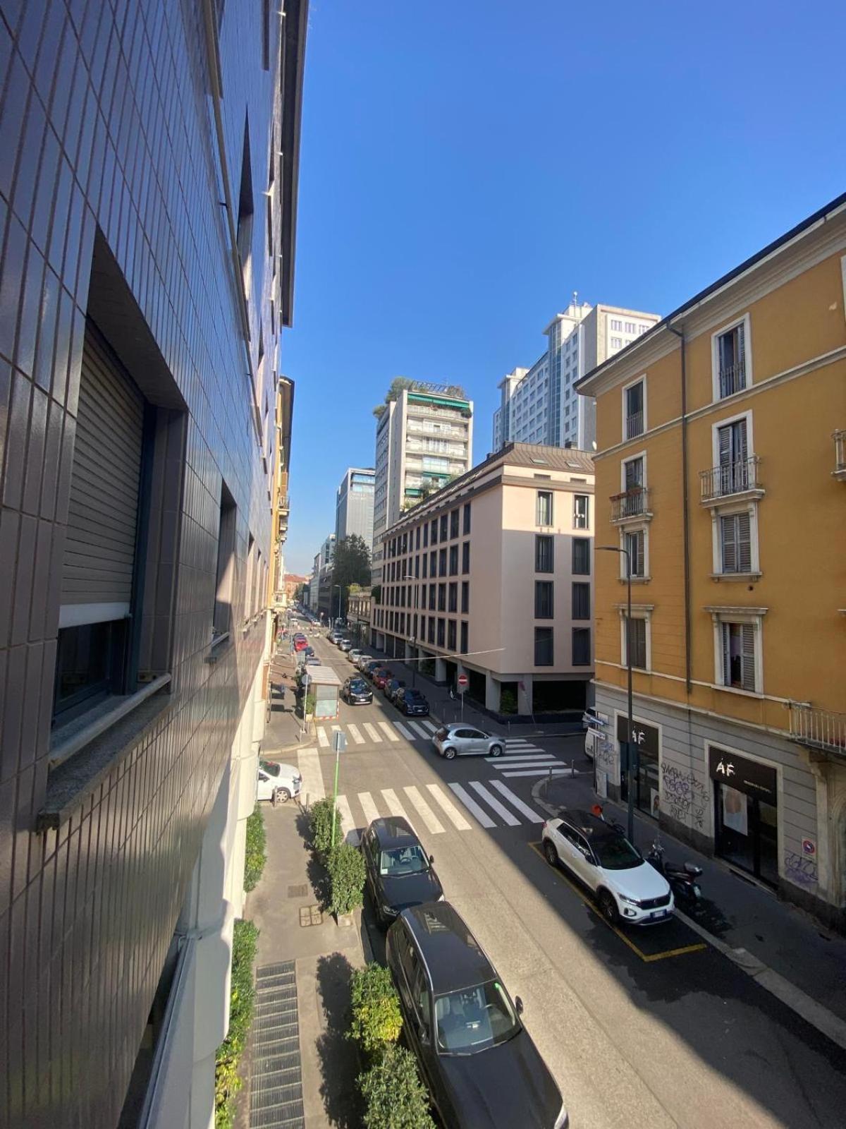 米兰Lux Fara公寓 外观 照片